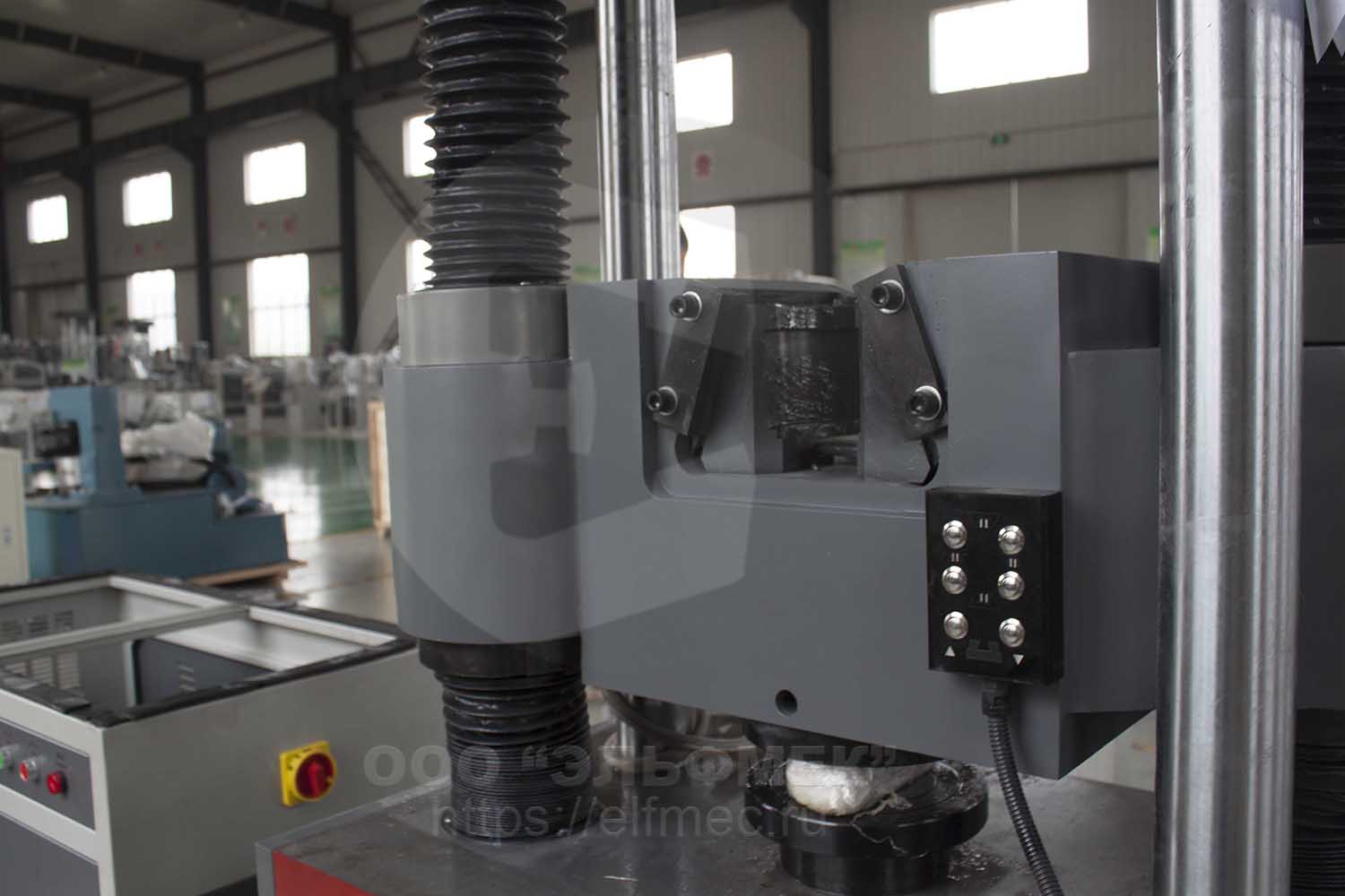 Liangong WAW-600/1000 B